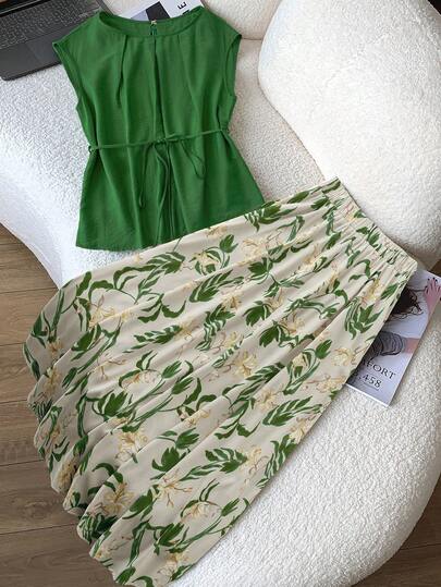 SHEIN Clasi Plus Size Women Solid Mint Green Sleeveless Ruched Collar Tie Waist Blouse + Floral Elastic Waist A-Line Skirt Vintage 2-Piece Casual/Work/Date Elegant Versatile Outfit Floral Print Skirt Green Summer Top Green Top Skirt And Top Set Summer Skirt And Top Set Green Top And Skirt Palm Branch Print Skirt