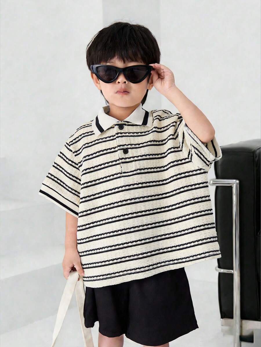 SHEIN Áo thun tay ngắn cổ polo phối màu tương phản, chất liệu vải mềm mại, thoải mái, đa năng dành cho bé trai.