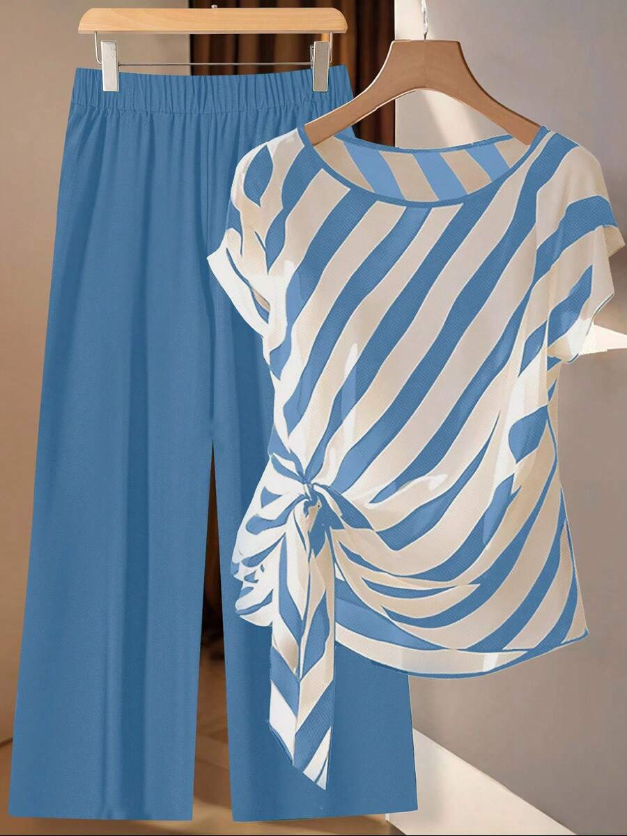 SHEIN Clasi 大码夏季休闲条纹衬衫和纯色裤子两件套 - 淺藍色 - 查看 1