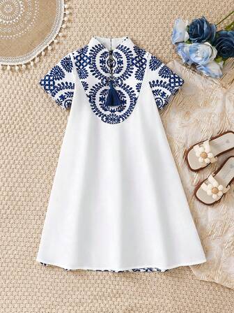 SHEIN 少女碎花流苏饰边立领休闲连衣裙