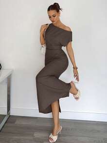 Siren Gaze Đầm công sở thanh lịch màu trơn cổ lệch dành cho nữ - Màu nâu  Mocha - Xem 4