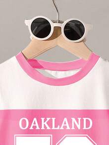 女婴甜美可爱印花圆领短袖T恤短裤套装，适合派对和聚会。时尚的数字78印花圆领T恤搭配紫红色和白色印花短裤。舒适轻盈，适合春夏穿着。时尚休闲的装扮，适合户外野餐、街头摄影、校园活动、节日庆典以及作为礼物。 - 玫紅色 - 查看 5