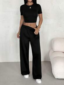 SHEIN PETITE Summer Black Tight Fit Short Sleeve T-Shirt And Loose Sweatpants 2 Pieces Set - Black - View 3