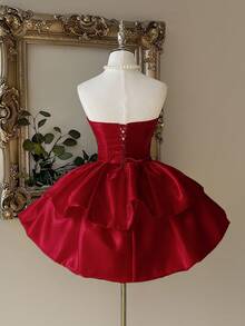 Lovelzi 优雅奢华的白色缎面无肩带收腰双层蛋糕裙，适合单身派对、婚礼、毕业典礼、度假、正式舞会等场合。 - 酒紅色 - 查看 2