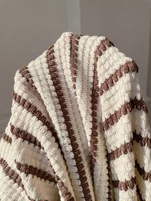 SHEIN EZwear Bộ trang phục thường ngày thoải mái gồm áo tay ngắn cổ ve sọc và quần short dành cho nữ. - Màu nâu  Mocha - Xem 4