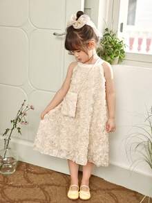 SHEIN 年轻女孩夏季优雅碎花宽松露背连衣裙，搭配斜挎包，度假风 - 杏色 - 查看 4