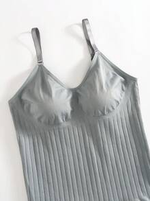 1 件大码女式纯色简约日常紧身衣