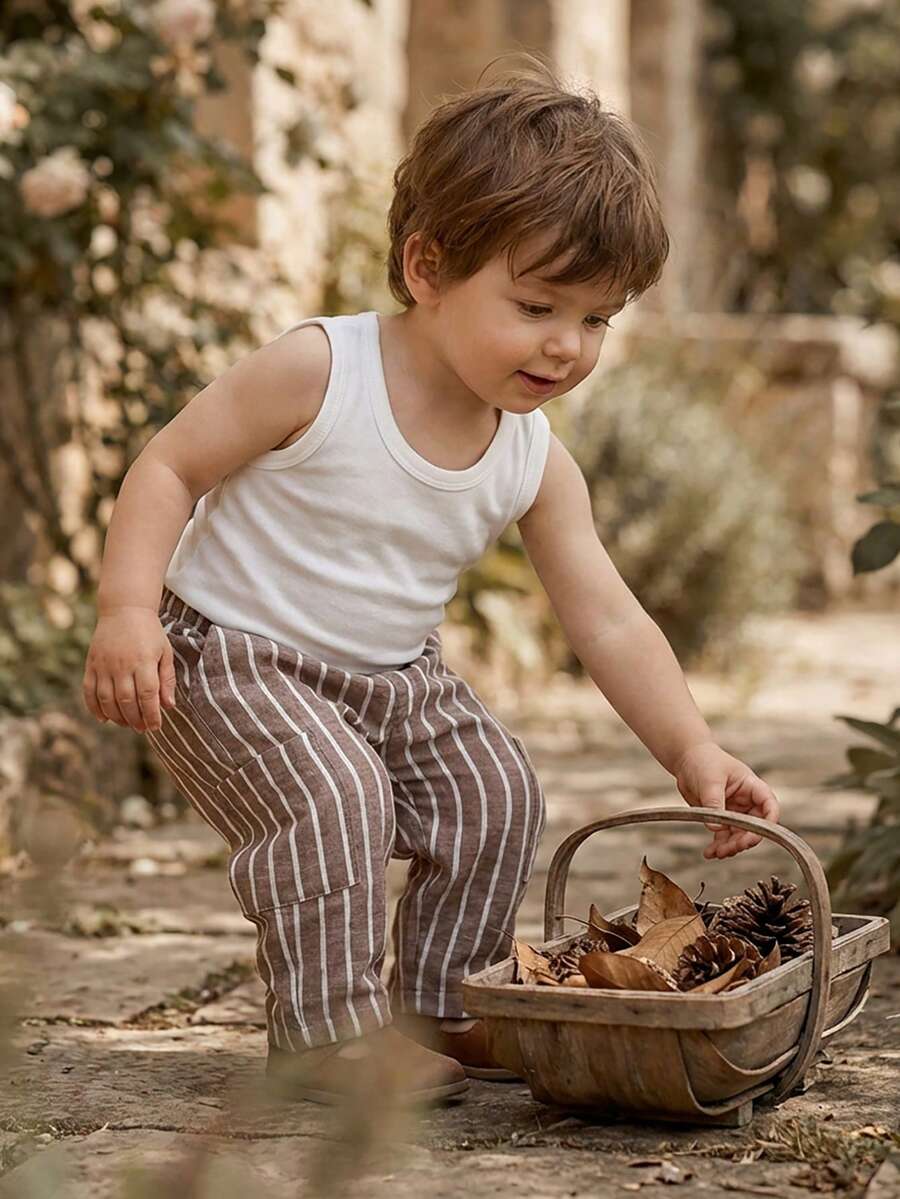 SHEIN Vintaside Kids 男婴亚麻混纺条纹裤,舒适百搭,适合任何季节,可与各种上衣搭配。 - 咖啡棕 - 查看 1