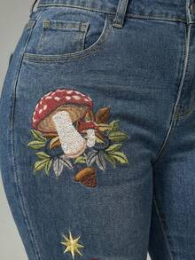 ROMWE Fairycore 大码女式深色蘑菇植物刺绣卷边七分牛仔裤 - 中等水洗藍 - 查看 4