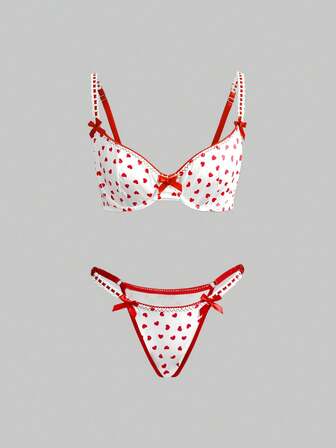 Kawaii Ensemble de lingerie avec soutien-gorge à armatures et string, poupée mignonne et douce pour la Saint-Valentin