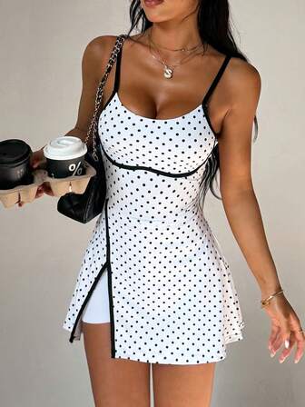 CourtClass Vestido de golf para mujer para primavera/verano, falda con estampado de lunares y ribete de contraste con abertura, shorts a juego con bolsillos, adecuado para uso casual, running, yoga, gimnasio, tenis, golf