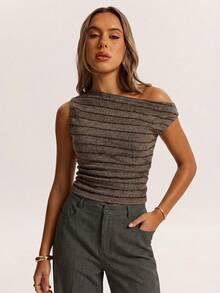 SHEIN BAE Camiseta de mujer con hombros asimétricos a rayas de estilo Y2K, versátil y de moda, para verano, vacaciones de primavera, salir, blusas casuales de mujer, vacaciones de verano, estilo de los 2000, top marrón - Caqui - Ver 7
