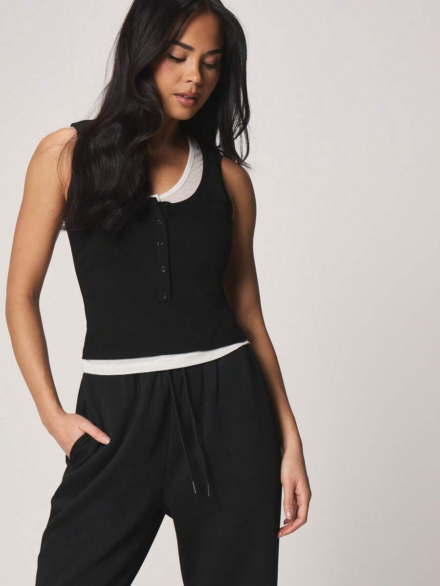 MISSGUIDED Áo tank top không tay cổ tròn xếp lớp, cài cúc phía trước, phối cùng áo tank top gân bên trong, thích hợp mặc hàng ngày. - Xanh và trắng - Xem 1