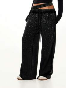 SUMWON WOMEN 超大款水钻装饰水洗慢跑裤，双腰带抽绳设计，适合休闲冬季居家穿着 - 黑色 - 查看 2