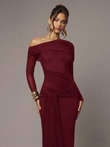 Silquee 不对称肩部褶皱透视网纱飘逸优雅性感女式连衣裙，适合情人节、圣诞节、约会、外出、夜店派对、秋冬季聚会等场合。 - 酒紅色 - 查看 5