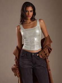 SHEIN Glamour Women's Shiny Fabric Streetwear Casual Sexy Fitted Camisole Tank Top, Suitable For Nightclub Party And Daily Wear Silver Crop Top Silver Tops For Women Glitter Top Metallic Top Sleeveless Metallic Top Shimmer Top Square Neck Top