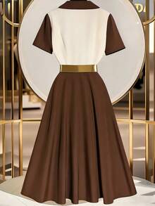 GlowEve CURVE 大码女士优雅金色腰带拼接开衫连衣裙，饰有纽扣，适合圣诞节、秋冬季穿着。 - 彩色 - 查看 2