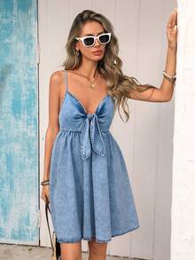 Vivid Eden Rochie camisol din denim pentru femei, stil casual de vară, cu talie nodată în față, stil vacanță - Spălare ușoară - Vizualizare 6