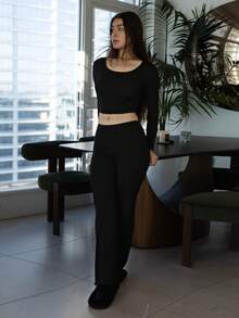 Andrea Bello Leisure Comfortable Rayon Solid Lettuce Thumb Hole Crop Top & Flare Leg Pants Women Lounge Set-Black Holiday Season Outfit  Cozy And Elegant Details, Fall Clothes - Black - View 3