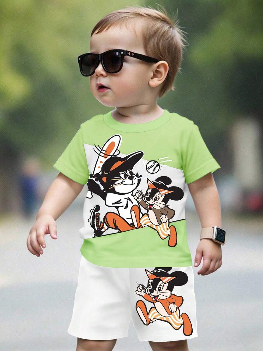 Bộ đồ 2 món cho bé trai, gồm áo thun cổ tròn tay ngắn và quần short họa tiết hoạt hình, thích hợp cho mùa hè. - Nhiều màu - Xem 1