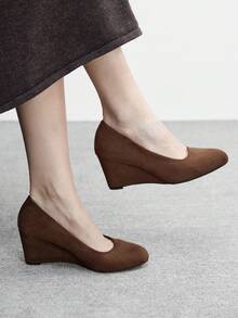 CUCCOO BIZCHIC Women's Black Classic & Minimalist Platform Heels - Coffee Brown - View 5