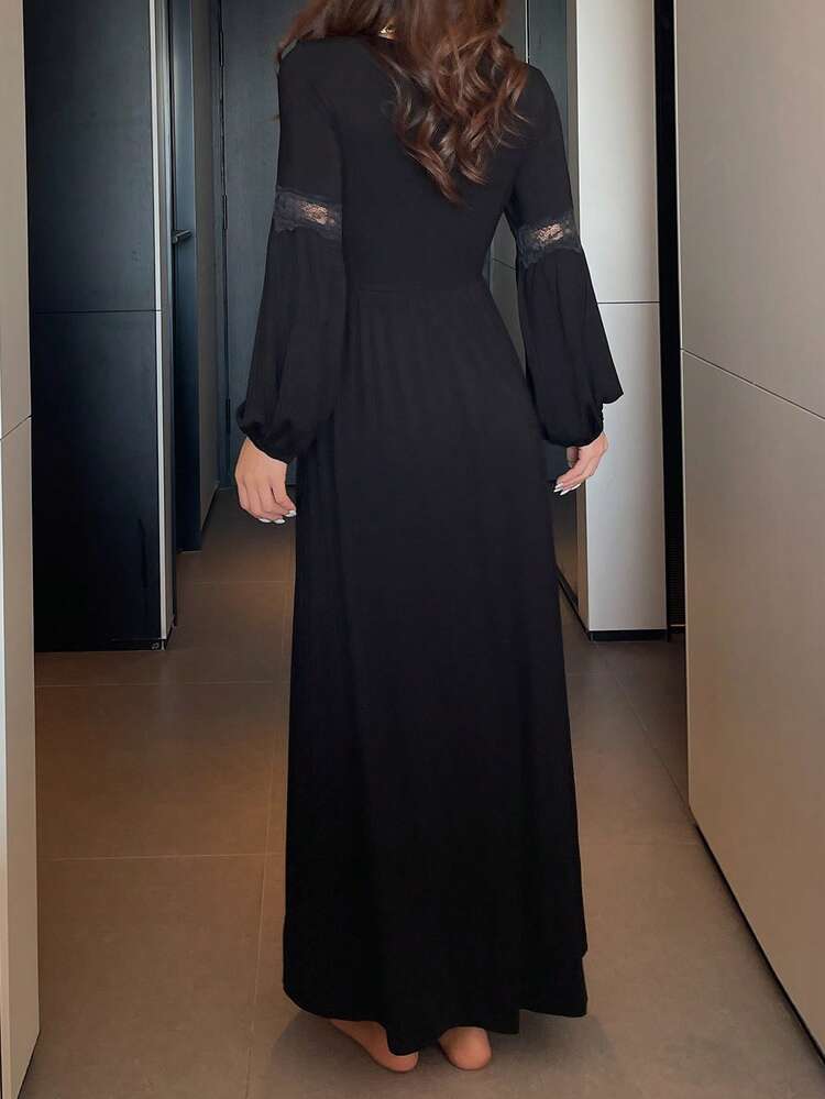 Charming Lace Patchwork Soft Knit Tie-Front Long Robe For Women