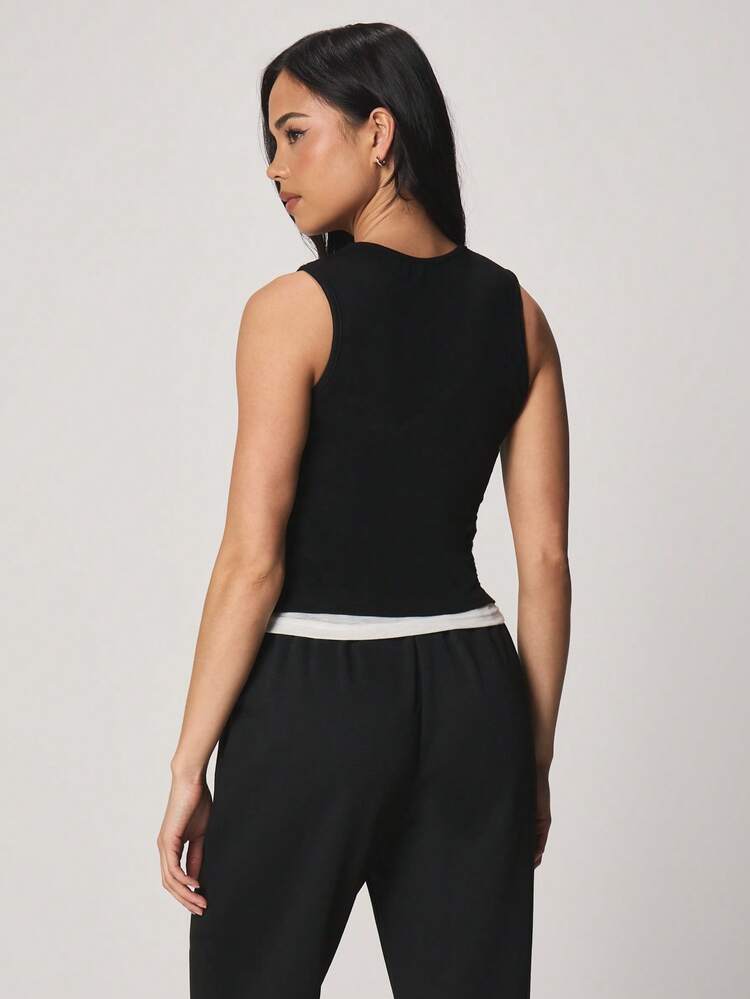 MISSGUIDED Layered Scoop Neck Button Front Sleeveless Tank Top With Ribbed Tank Underneath For Casual Everyday Layering