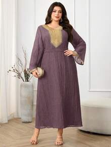 Al Najma Gaun Wanita Ukuran Besar Elegan Gaya Arab dengan Hiasan Pita dan Lengan Lonceng - Purple - View 5