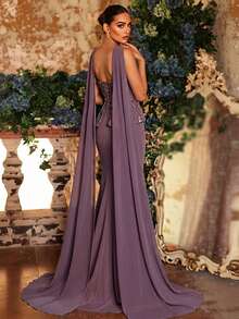 Glamrae 优雅、奢华、高端、百搭的珍珠亮片花卉刺绣弹力针织褶皱性感抹胸美人鱼连衣裙，饰有3D花卉装饰，配有可拆卸颈带，适合婚礼、活动、派对、节日、盛会、正式场合。 - 深紫色 - 查看 3