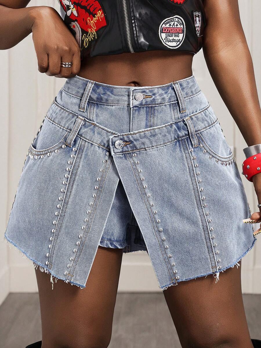 Slaydiva Quần short denim nữ màu trơn, hai lớp, cạp quần đính đinh tán và túi xéo. - Xám - Xem 1