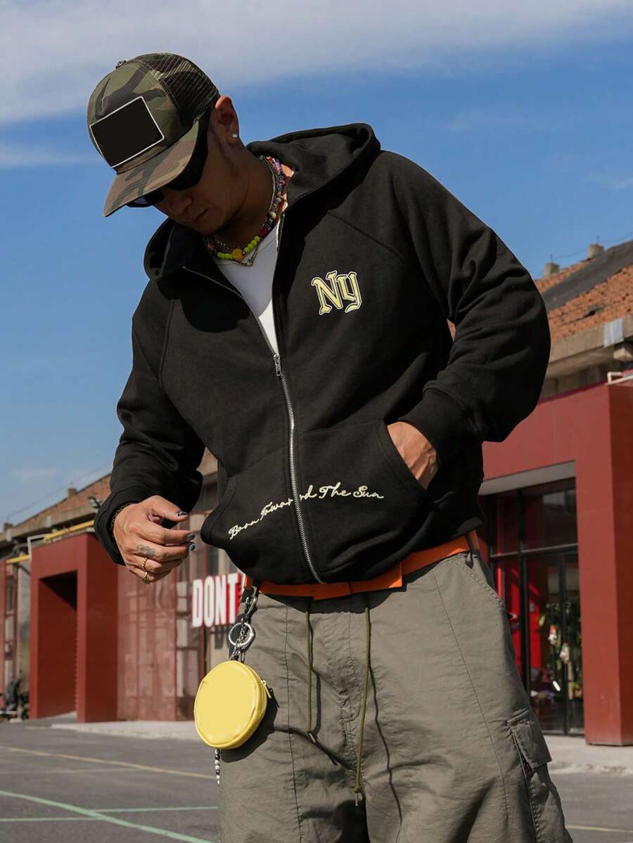 DAZY Spring/Autumn Letter Print Black Street Style Short Men's Hooded Sweatshirt Sweatshirt - Black - View 1