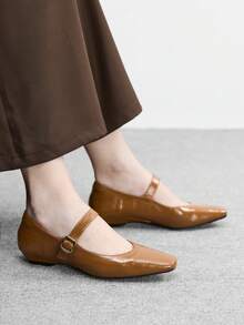 CUCCOO BIZCHIC 女士方头极简时尚日常百搭红色平底凉鞋 - 卡其色 - 查看 5