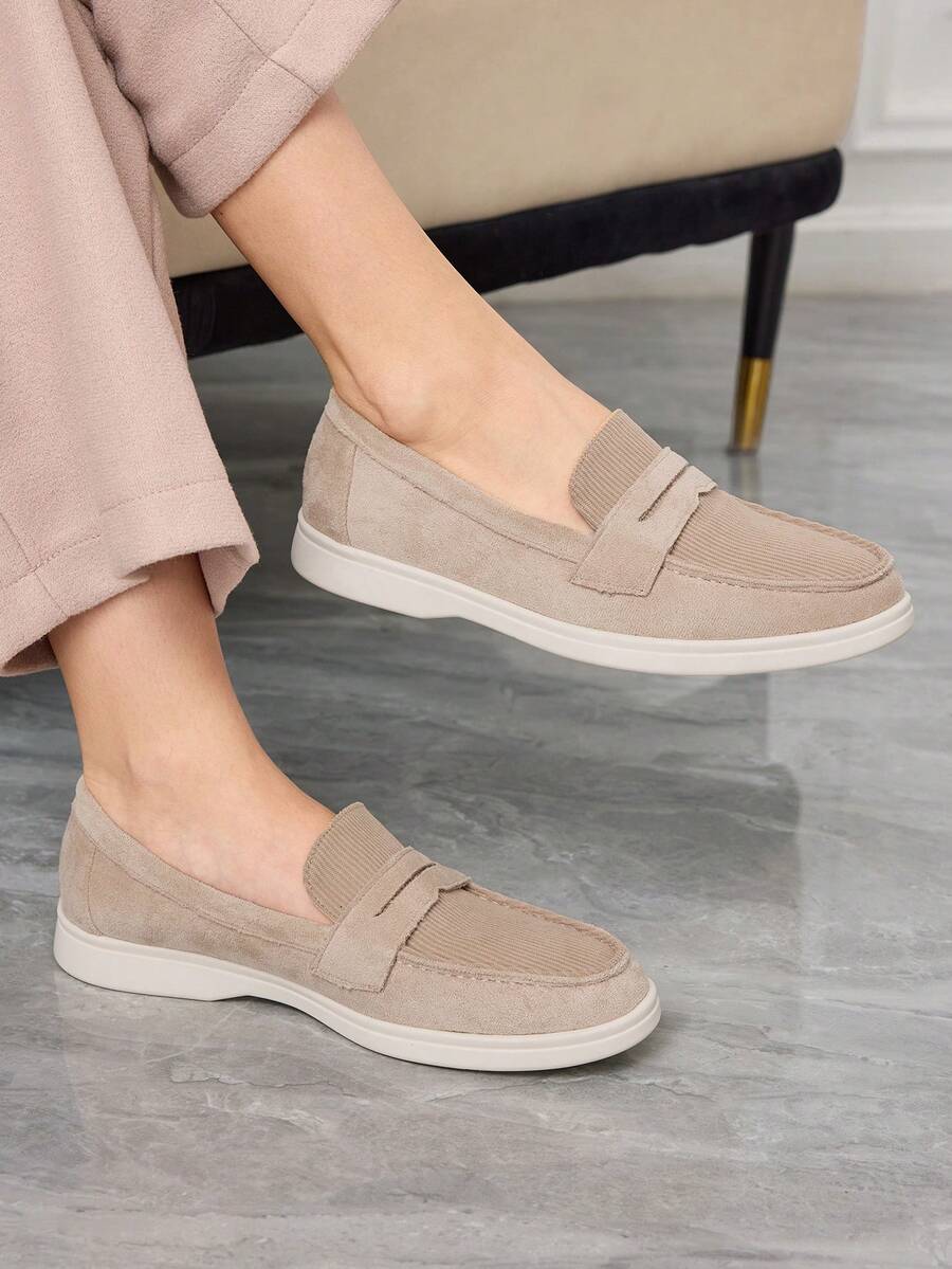 Sleekvia Mocassins plats confortables et décontractés pour femmes, polyvalents pour un port quotidien