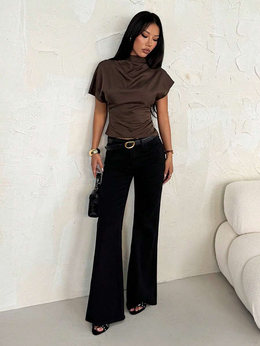 SHEIN PETITE Stylish Brown Plain Cropped Top For Women Casual Half Sleeve Batwing Design With Ruched Details Brown Pants For Women Coffee Brown Top Black Flare Pants Dark Brown Top Chocolate Brown Top - Brown - View 1