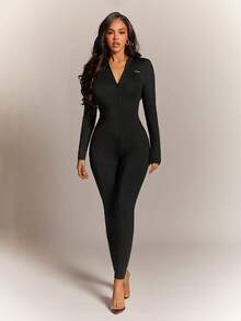 Radiana 女士性感基础款长袖前拉链连体裤，休闲服饰，休闲裤，运动连体裤，瑜伽服，适合日常休闲外出、购物、街头风格，易于搭配，显瘦塑形 - 黑色 - 查看 2