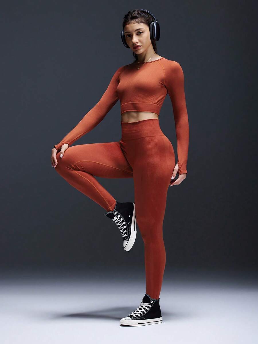 Powerista Bộ đồ thể thao tối giản dành cho nữ, gồm áo crop top tay raglan màu trơn và quần legging cạp cao. - Cam đỏ - Xem 1