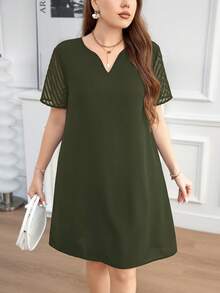 SHEIN Clasi 大码纯色简约休闲短袖连衣裙 - 軍綠色 - 查看 5