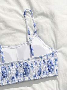 SHEIN 少女两件套比基尼,可爱针织蓝色碎花三角泳裤,时尚设计,端庄休闲,适合海滩、游泳、度假、夏季穿着。少女高腰泳衣两件套泳装,少女高腰泳衣套装,端庄比基尼套装,度假少女两件套泳装,两件套比基尼套装,全包臀夏季两件套,青少年泳衣两件套。 - 藍色 - 查看 6