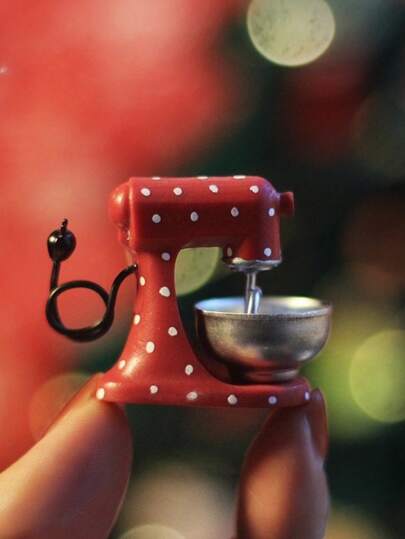 1pc Red & White Polka Dot Resin Miniature Mixer Decor, Retro Ornament House Accessory Supplies For Party, Festival Ornament House Design Best Gifts,Mini,Home/Bedroom/Wedding/Office/Living Room Decor,Wall Art,Home Decor Living Room