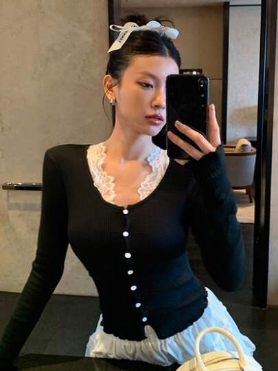 Feyla New Contrast Color Lace Trim 2 In 1 Design Fitted Undershirt