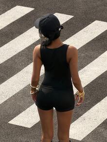 StreetHx 街头风女装夏季无袖镂空装饰背心和低腰短裤两件套 - 黑色 - 查看 2