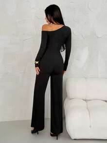 SHEIN PETITE Bộ jumpsuit đen trơn thanh lịch mùa xuân hè, kiểu dáng bất đối xứng vai, tay dài, trang trí khóa kim loại, ống rộng, phù hợp cho các buổi hẹn hò, đi chơi, dự tiệc hàng ngày, kiểu dáng thanh lịch cho nữ, jumpsuit bất đối xứng, jumpsuit ống rộng, jumpsuit ngày Valentine, jumpsuit mặc hàng ngày, jumpsuit duyên dáng, jumpsuit đen ống rộng, jumpsuit đen tay dài một vai, jumpsuit đen thanh lịch, jumpsuit một mảnh cho nữ, jumpsuit đen một vai gợi cảm, jumpsuit đen cho nữ, jumpsuit một mảnh đen thanh lịch - màu đen - Xem 2