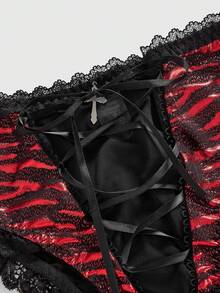 ROMWE Goth 1件加大码哥特蕾丝交叉绑带内裤 - 酒紅色 - 查看 3