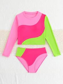 SHEIN Tween Girl Contrast Color Long Sleeve Tankini Swimwear Set Specially Designed For Tween Girls, Perfect For Summer Beach Vacations, Pool Parties, Summer Holidays, And Casual Leisure Activities.Crafted From Soft Knitted Fabric, It Features A Charming Pink-Green Color-Block Pattern, Long Sleeves For Excellent Sun Protection, And A Split Design With A Separate Triangle Bottom - Baby Pink - View 5