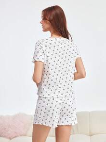 2 件套女士心形印花罗纹短袖和短裤睡衣套装，休闲简约圆领夏季家居服 - 白色 - 查看 2