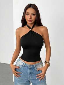 SHEIN PETITE 女士纯色金属装饰时尚修身露背吊带上衣，适合音乐会、夏季假期、节日派对等场合，性感露脐上衣 - 黑色 - 查看 9