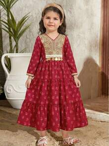 SHEIN Young Girl   Floral Print Patchwork Simple Long Sleeve Casual Arabian Dress  Young Girl's Spring/Summer N Style Matching Family Vacation,  Tween Girl  / Baby Girl Jalabiya.Vintage Red  Rose Ditsy Floral Mixed Print Cap Sleeve A-Line Dress, With Golden Woven,  National Ditsy Floral Print Dress, Mom And Daughter & Sisters Matching. Arabian Robe, Elegant Floral Collar, Traditional Long-Sleeved Arabian Dress, Elegant And Dignified , Prayer Robe, Dignified Kaftan Robe, Children's Arabian Robe. - Burgundy - View 6