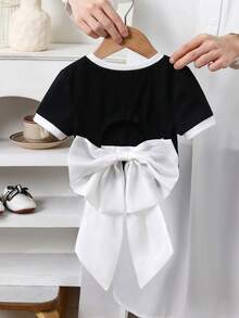 Emery Rose Kids Emery Rose Kids 女童针织纯色拼接修身露背短款上衣，露背设计，饰有O形环和大蝴蝶结，时尚法式优雅，适合返校季、Y2K风格、甜美别致的女性化风格。蝴蝶结衬衫，大蝴蝶结衬衫，可爱蝴蝶结衬衫，露背蝴蝶结衬衫，粉色蝴蝶结衬衫，露背蝴蝶结衬衫 - 黑與白 - 查看 8