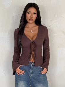 SHEIN PETITE 女士休闲纯色V领喇叭袖扭结前襟衬衫，春秋季棕色V领上衣，深棕色上衣，巧克力棕色上衣，咖啡棕色上衣，棕色系带前襟上衣 - 棕色 - 查看 9