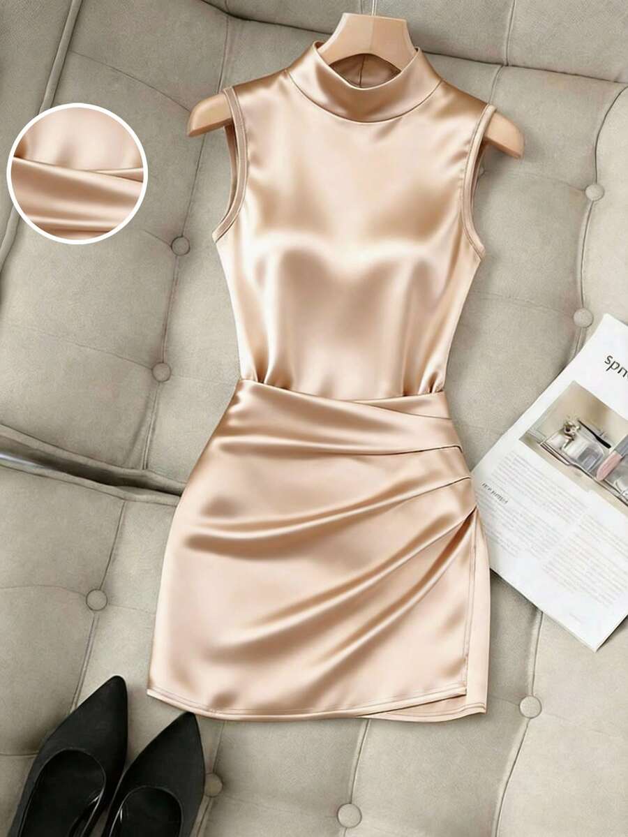 Franclia 时尚新款亮面高领无袖褶裥腰部修身不对称紧身连衣裙，女款 - 杏色 - 查看 1